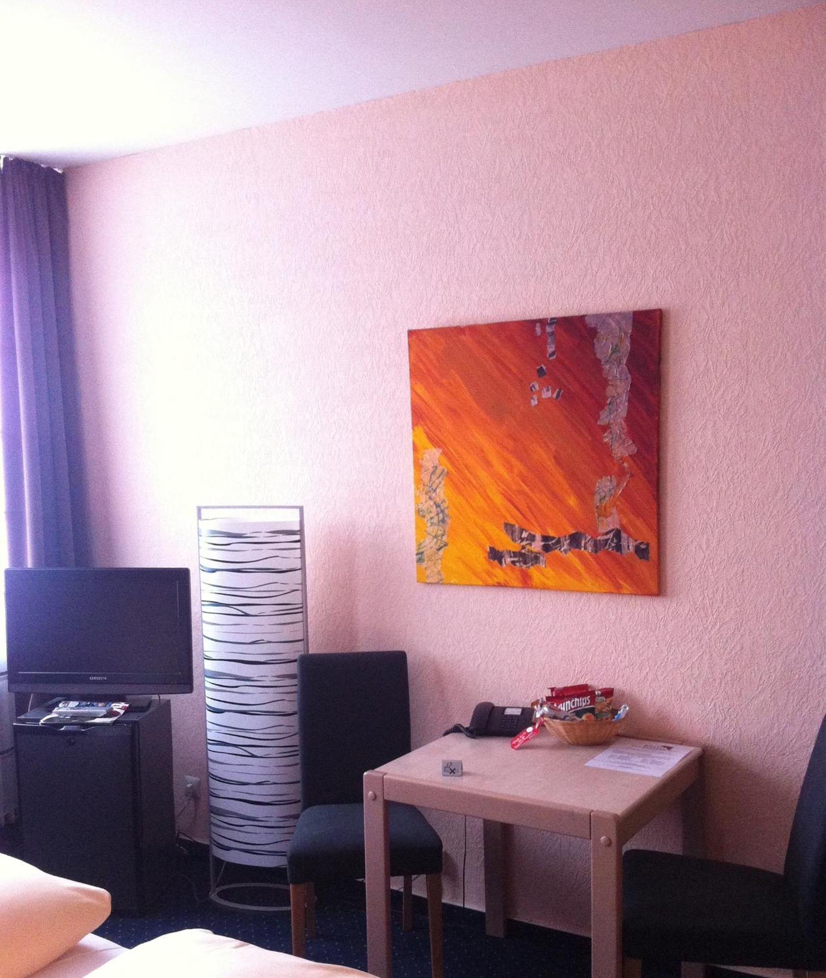 Hotel Stadt Hamburg Am Fluss Saarbrücken Exteriör bild